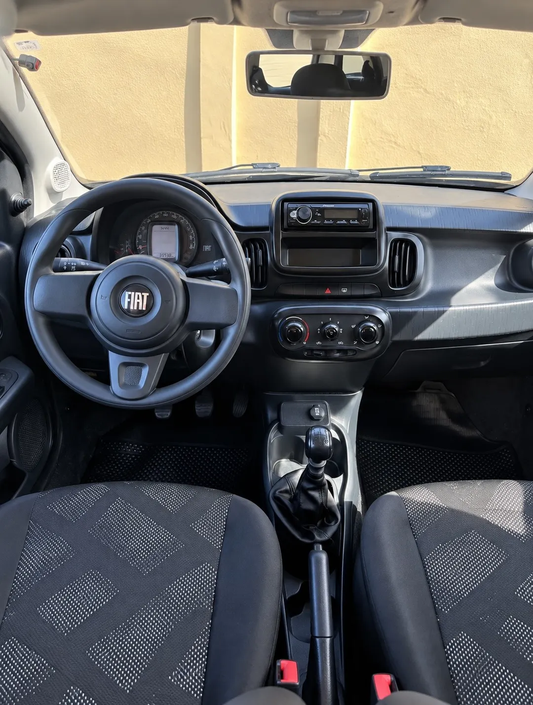 Fiat Mobi 2022, foto 4 de 7