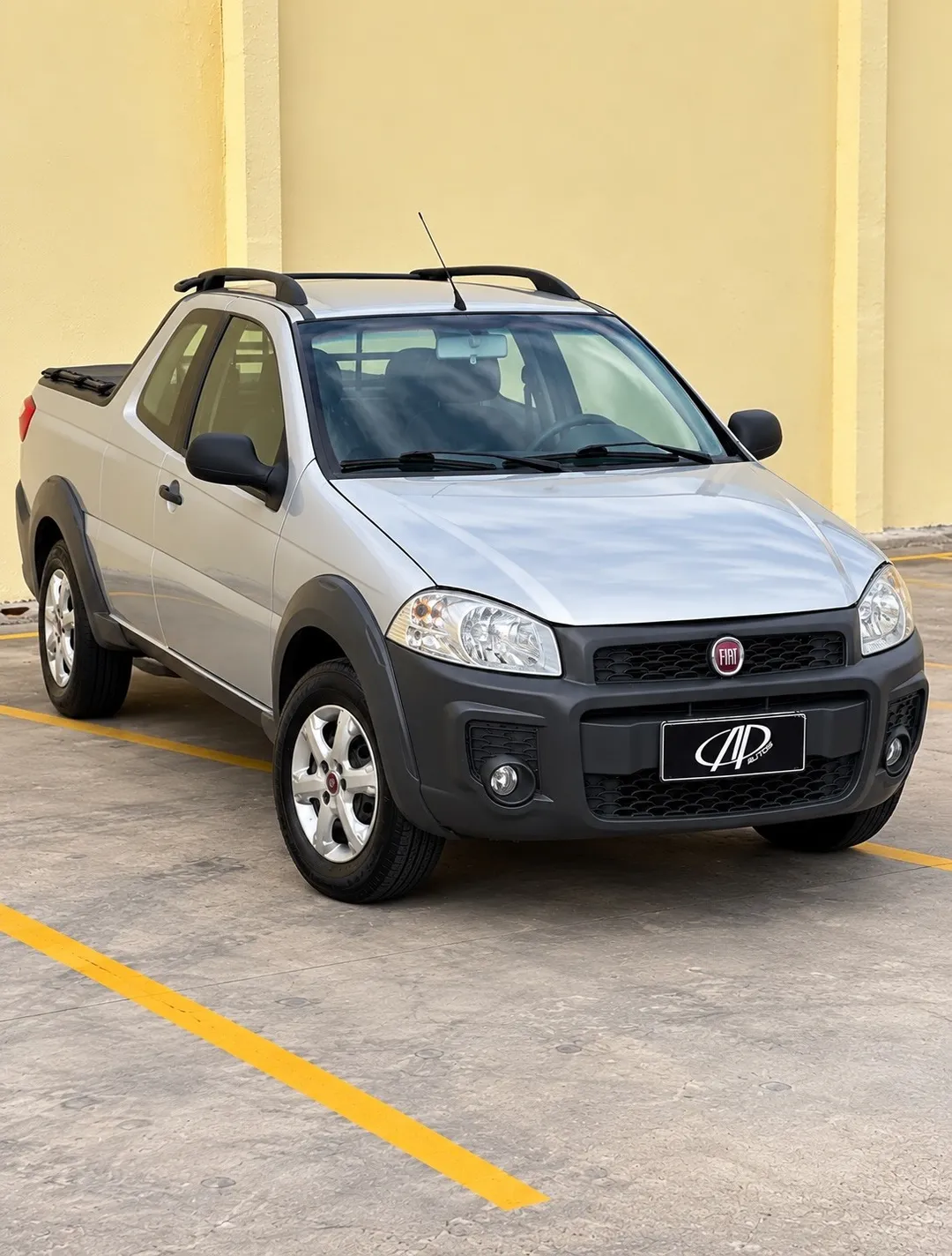 Fiat Strada 2014, foto 1 de 6